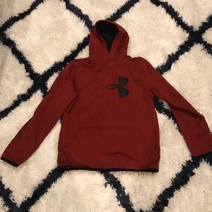 Excellent condition underarmour hoodie